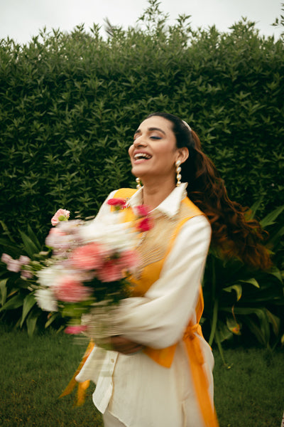 ZARI BLOOM
